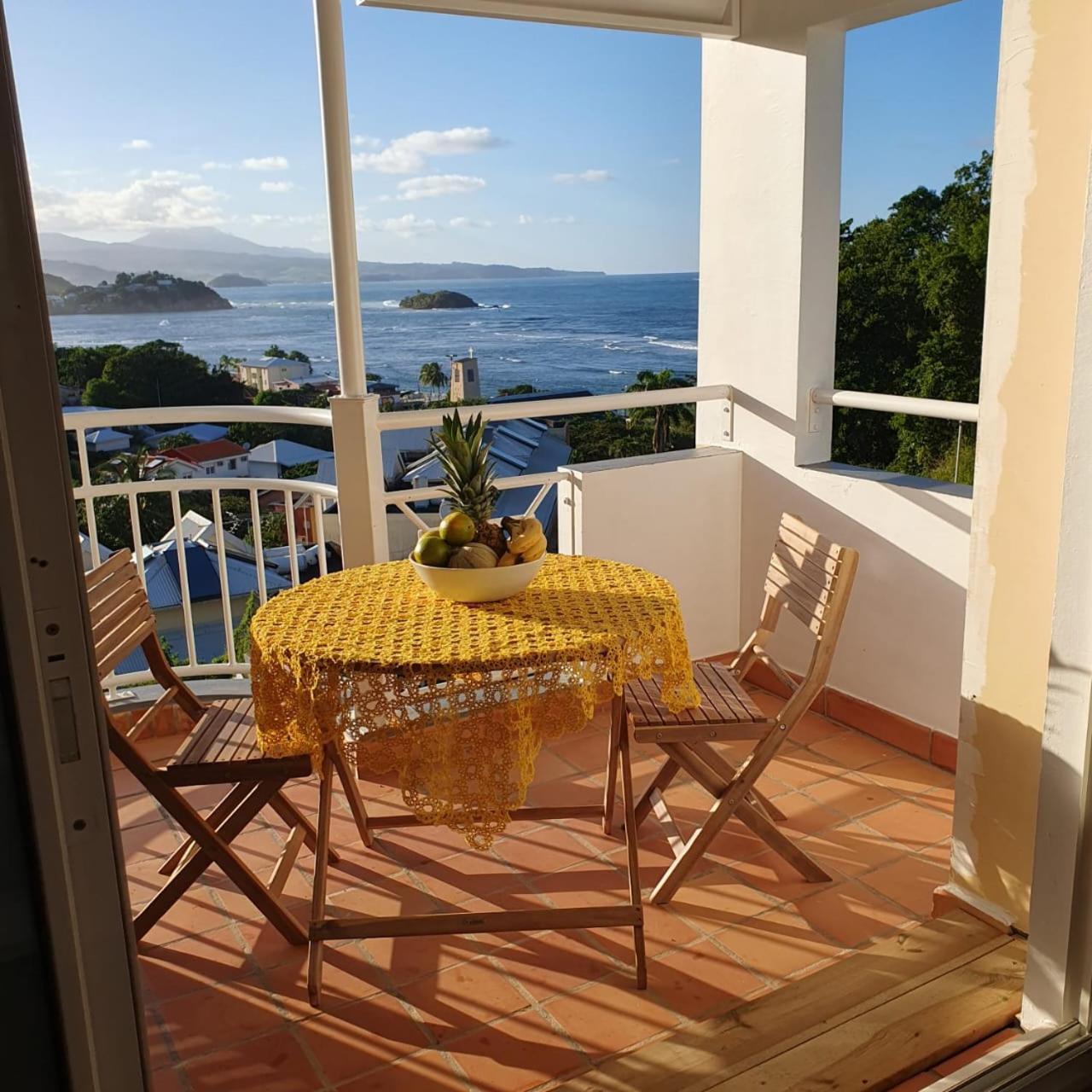 Appartement De La Baie, Vue Magnifique, Tartane Trinite  Exterior foto