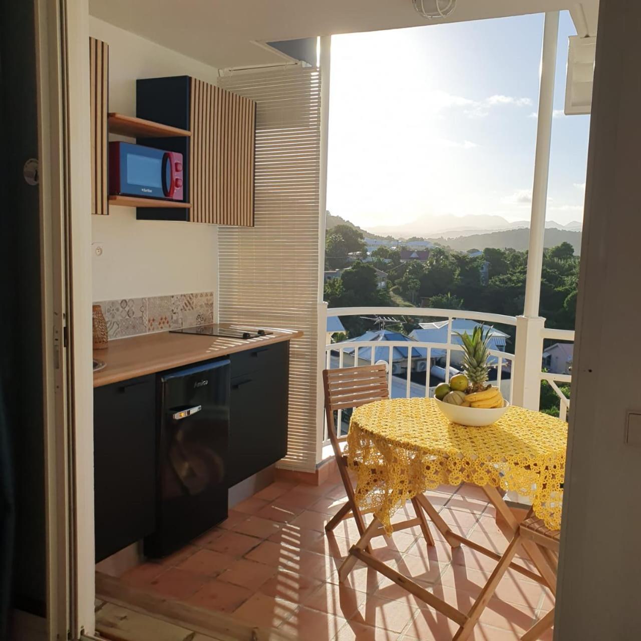Appartement De La Baie, Vue Magnifique, Tartane Trinite  Exterior foto
